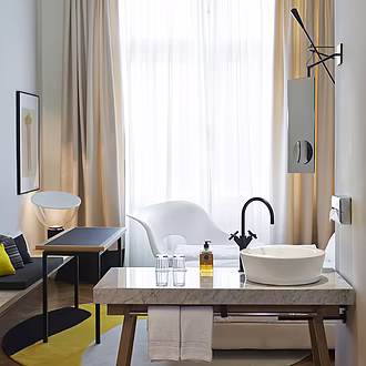 Doppelzimmer Medium #22 - Atelier Room - Boutique Hotel Altstadt Vienna