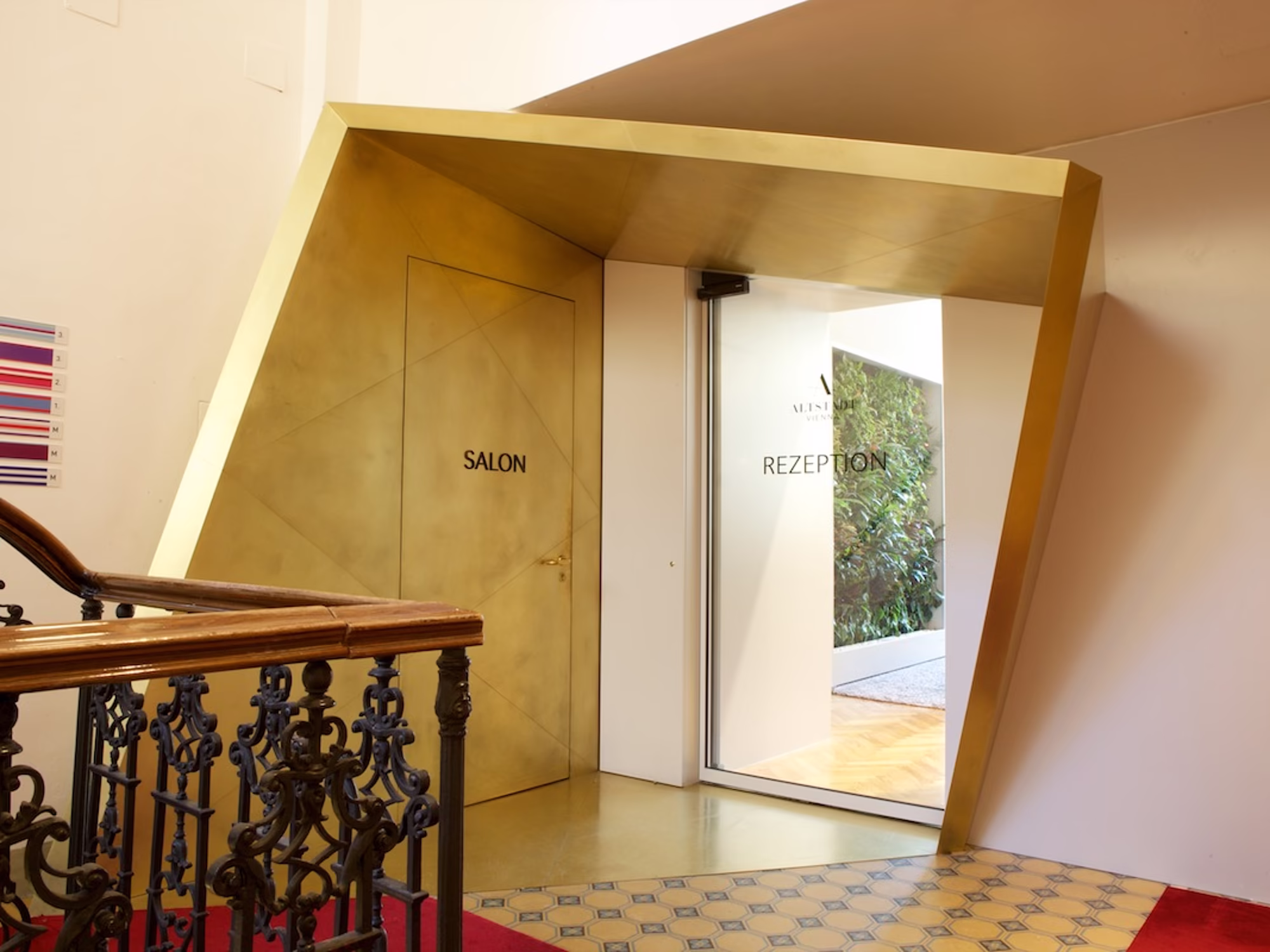 Entry to reception at Boutique Hotel Altstadt Vienna