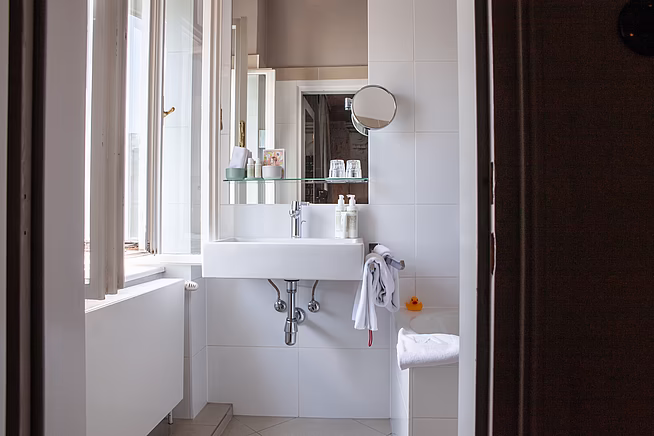 Double room Large #56 - Andreas Lackner Room - Boutique Hotel Altstadt Vienna